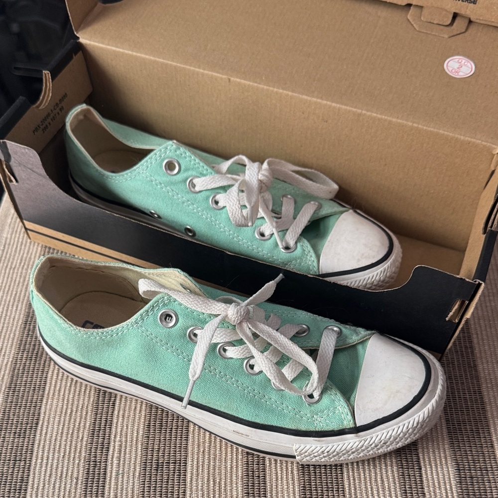 Converse Mint Green w7 m5